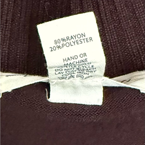 Women’s Active Basic Brown V-Neck Sweater - Picture 3 of 4
